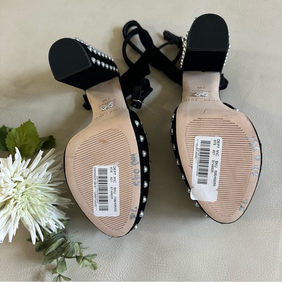 Antonio Melani x Born on Fifth Emily Velvet Pearl Detail Dress Platform Pumps - Picture 9 of 13